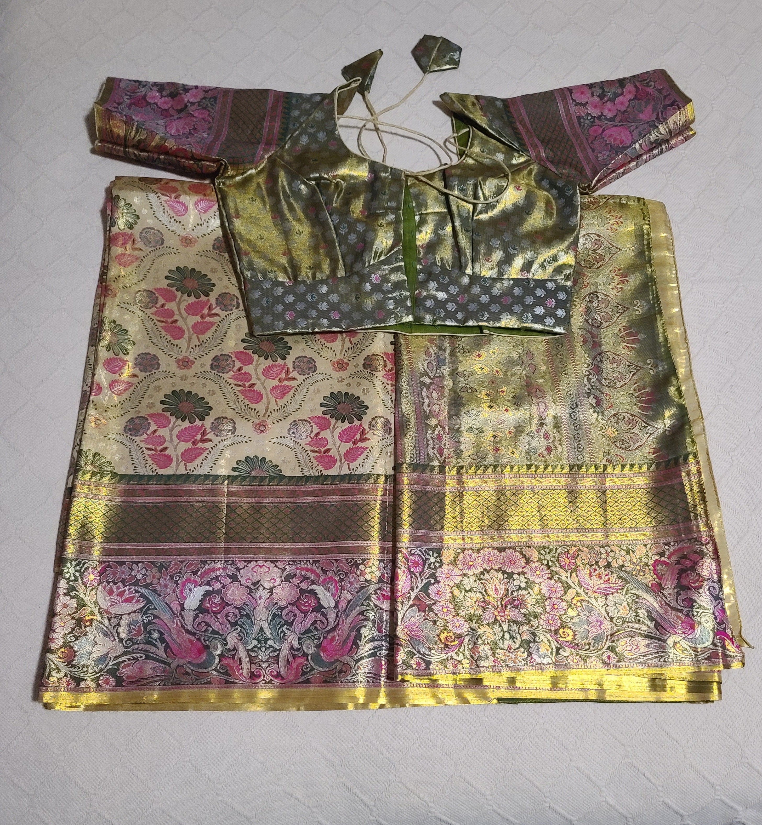 Premium Kanchi Meenaakaari Saree