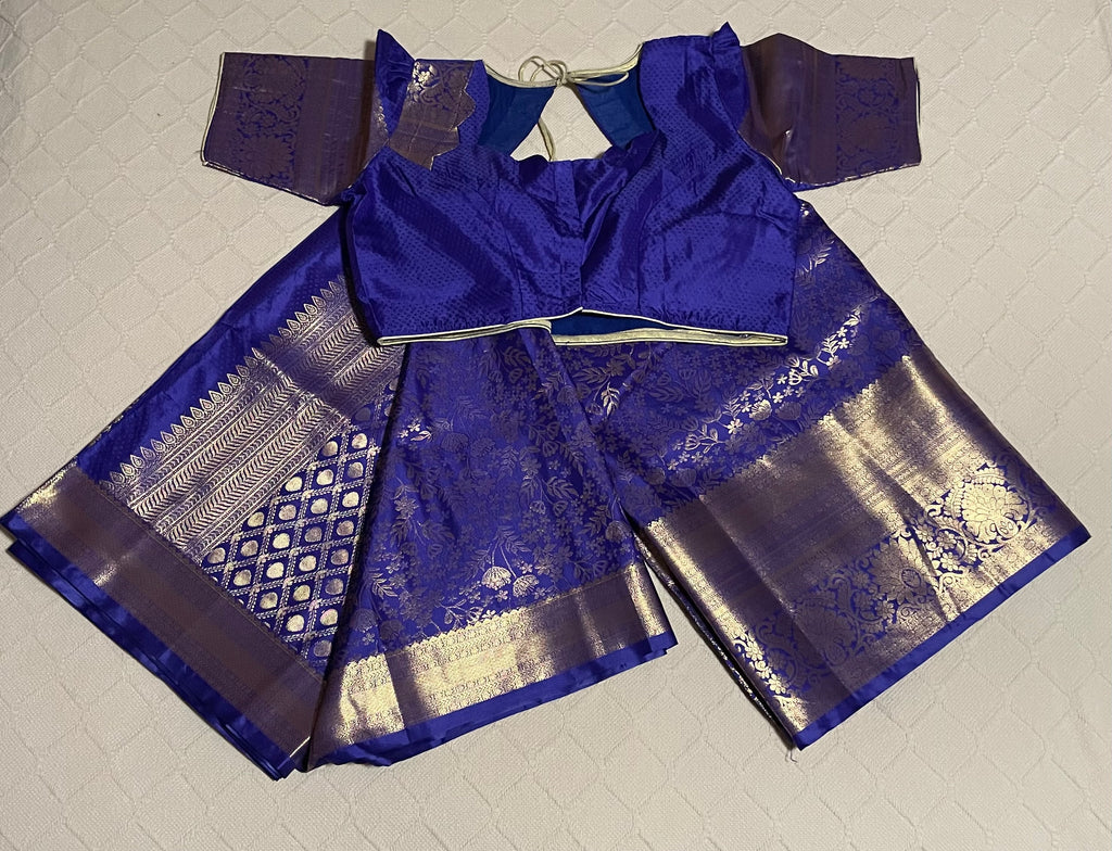 Kanchi Silk Saree with ready to wear blouse in Navy blue color